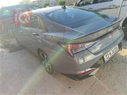 هیوندای ئەلەنترا